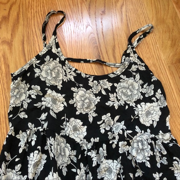 Brandy Melville Floral Jada Dress - Picture 3 of 5